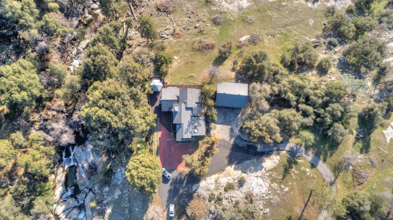 Casa Rio Yosemite -Waterfall Plus 9 Acres Oakhurst Exterior photo